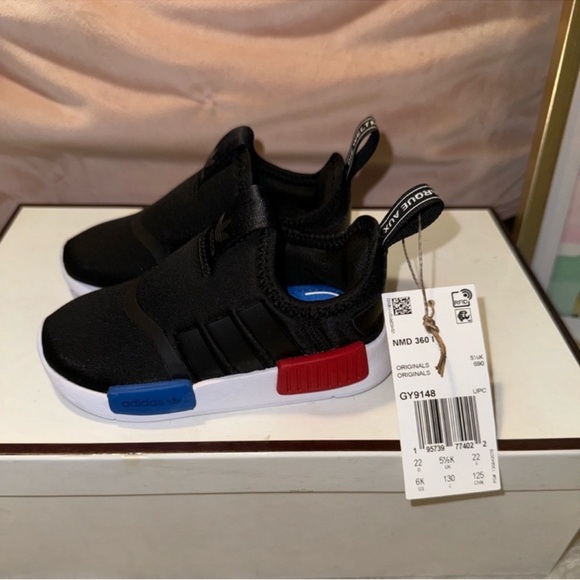 ADIDAS BLACK NMD 360 SLIP ON SNEAKERS. Kids size 6 - Picture 9 of 10